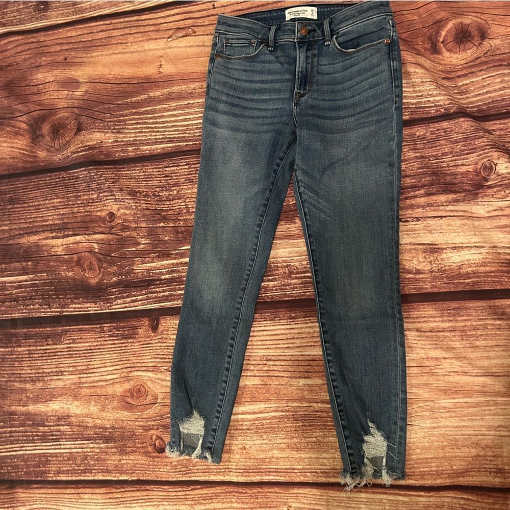 Women’s Abercrombie & Fitch Super Skinny Ankle Midrise Size 6R / 28
